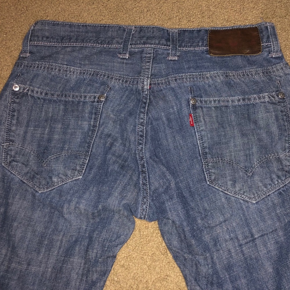Men’s Levi’s Straight Jeans (lightly worn) 30x32
